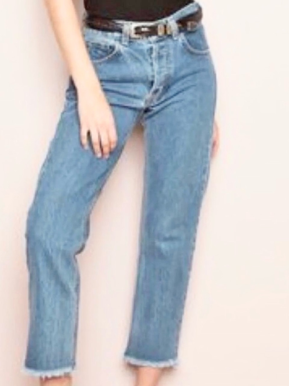 John Galt Frayed Ankle Jean (One Size)